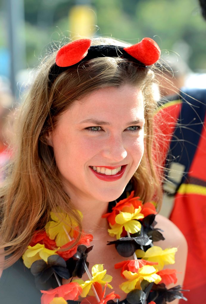 ベルギー　美人サポーター