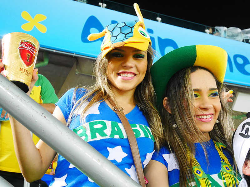 2014 ブラジルワールドカップ　スタジアムでみかけた美人サポーター18