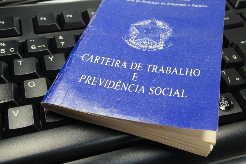 労働手帳　ブラジル