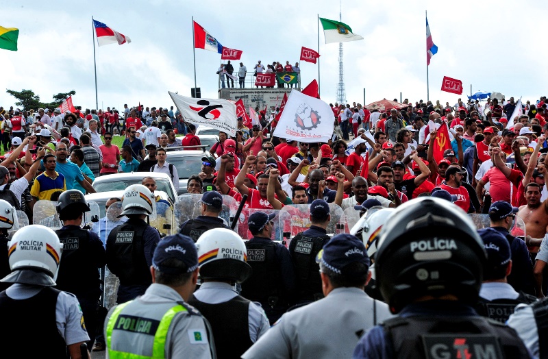 ブラジリアのデモ